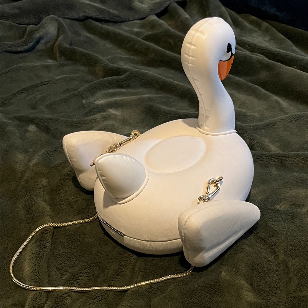 Kate spade 3d swan purse - Picture 3 of 7
